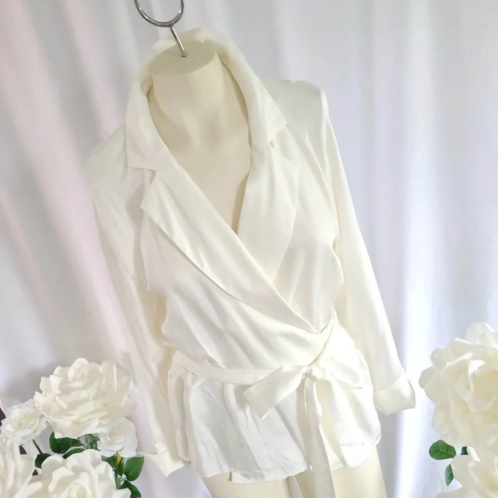 Banana Republic Blazer Wrap Top - Picture 3 of 13